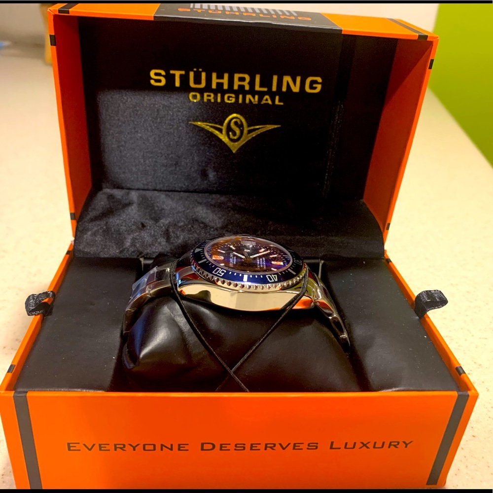 Stuhrling Depthmaster 3950A Quartz Men’s Watch